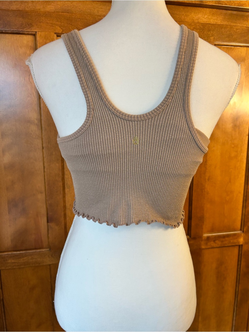 Spiritual Gangster Womens Tan Metallic Ribbed Cropped Lettuce Edge Tank. Sz M - Picture 5 of 11